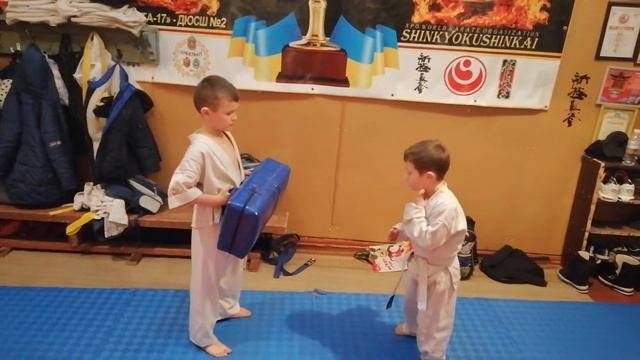 Тимофей (нарабатываем уширо-гери) смотреть онлайн