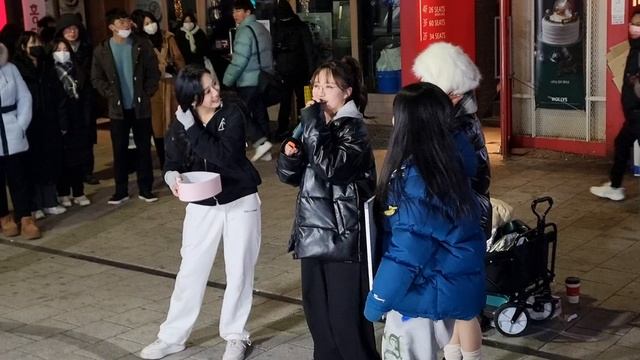 WEDNESDAY [STREET ARTIST] MIC. HONGDAE BUSKING. ENDING SKETCH. смотреть онлайн