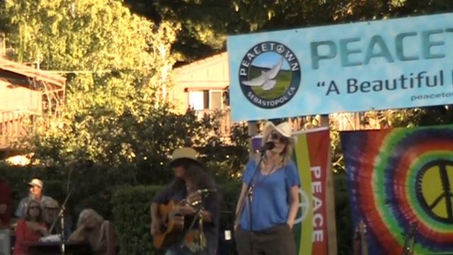 Nina Gerber & Chris Webster -- "I'm Alright" Kim Richey cover смотреть онлайн