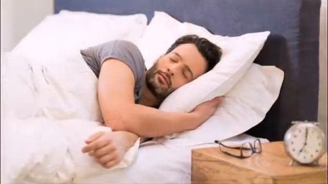 На каком боку нужно спать смотреть онлайн