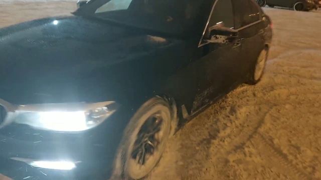 BMW g30 xdrive зимний дрифт смотреть онлайн