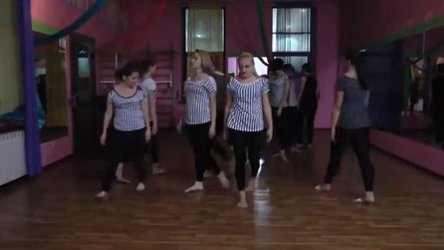 Новый год в школе танцев Beauty Linsale (Харьков). Группа по контемпу. смотреть онлайн