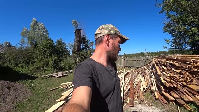 ПРИЕХАЛ КАМАЗ И ЗАВАЛИЛ ВЕСЬ ДВОР ГОРБЫЛЕМ. СДЕЛАЛИ НАСЕСТ ДЛЯ МОЛОДЫХ КУР. ЖИЗНЬ В ДЕРЕВНЕ. смотреть онлайн