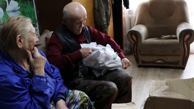 ДЕЛАЕМ ДОБРО/ посылка из Польши для нуждающихся. помощь людям. смотреть онлайн