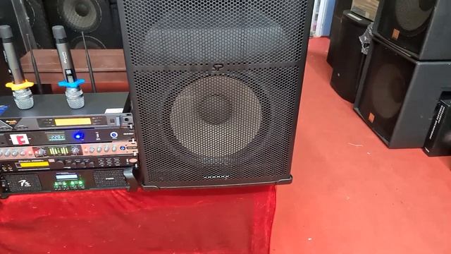 Loa Peavey Sp5 con bọ cạp. Bass 40. Sx Mỹ. Đt 0936.583.140 смотреть онлайн