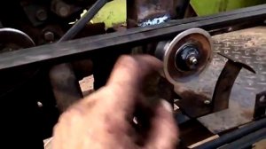 дополнение как переделал натяжку ремней на мини тракторе