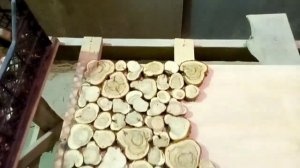 Панно из можжевельника своими руками.