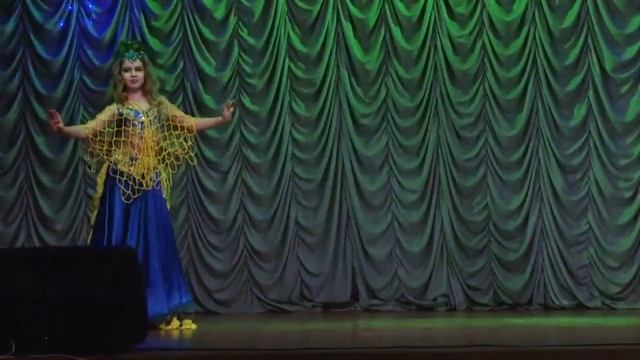 София Жукова. Восточное шоу. Павлин. Представление "Танцует вся планета". смотреть онлайн