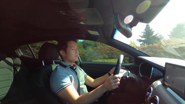 2023 Kia Stinger GT Elite vs 2023 Acura TLX Type S | TestDrive Showdown смотреть онлайн