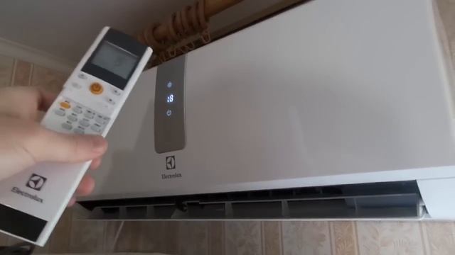 Отзыв сплит-системе Electrolux. Сейчас 2020 - до сих пор ПАШЕТ! смотреть онлайн