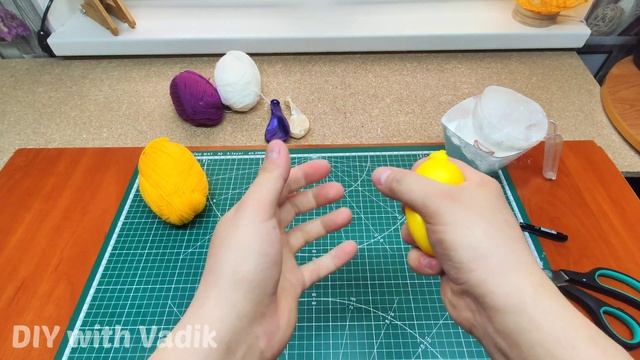 DIY АНТИСТРЕСС ИЗ ШАРИКА и муки(крахмала) / How to Make A Stress Ball смотреть онлайн