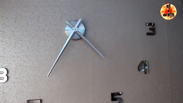Настенные 3D часы серебристые, интерьерные настенные часы. Часы клеящиеся на стену смотреть онлайн