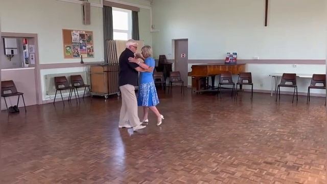 Iris Foxtrot смотреть онлайн