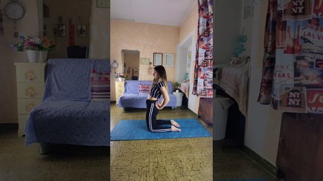 Let's Get Fit with Daniela! ?♀️?♀️ Flexibility, Power, Stretching & Relaxation, what else? ? смотреть онлайн