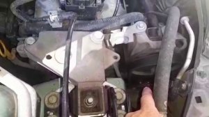 Рено 1,4. Замена ролика и ремня. Дедовские заветы...