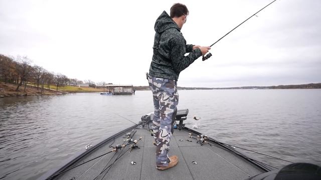 Never GIVE UP On a Tough Day Of Fishing! -- (31 Minutes Of Just Fishing #3) смотреть онлайн