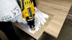 Кондуктор отверстий для плиточника