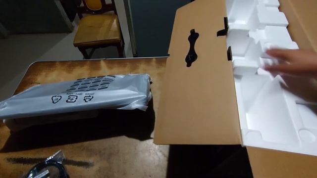 ASUS TUF Gaming VG259QR (24.5" & 165hz Monitor) - UNBOXING смотреть онлайн