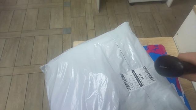 Будни работника пункта Озон(очень много работы) смотреть онлайн