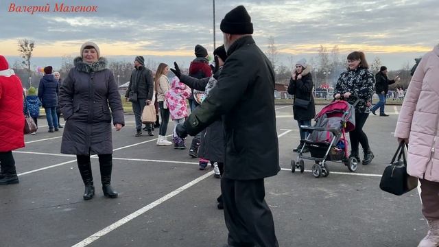 Начинаем танцевать и девчонок завлекать! смотреть онлайн