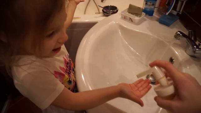 ВЛОГ:  МЕНЯ ДОВЕЛИ,  ПП-ЗАВТРАК,  ПОСЫЛКА ОТ СЕСТРЫ,  РАСПАКОВКА НОВАЯ КАРТИНА !