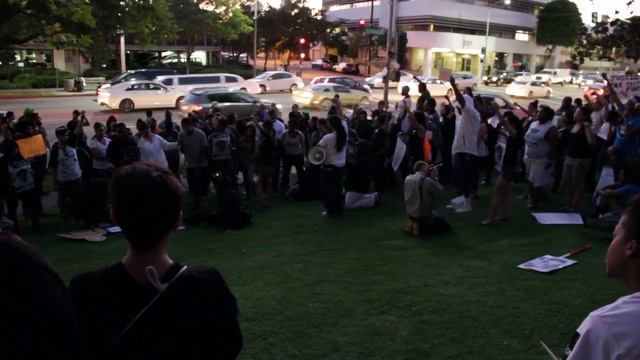 Poetic Justice For Trayvon Martin - J4TMLA Beverly Hills Protest смотреть онлайн