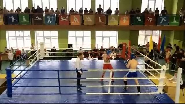 Правый от Сергея Тяна (Чадин) смотреть онлайн