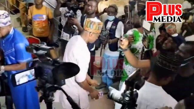 SAHEED OSUPA REACT AFTER LATEEF ADEDIMEJI SCATTER THE DANCE FLOOR AT HIS RAMADAN LECTURE смотреть онлайн