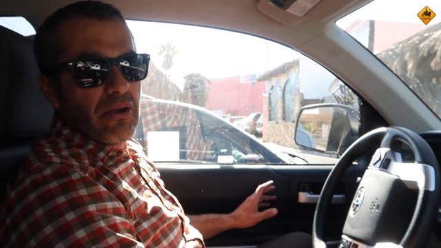 Los Primeros Metros DEL MURO - México / EEUU (S11/E01) LA VUELTA AL MUNDO EN MOTO CON CHARLY SINEWA смотреть онлайн