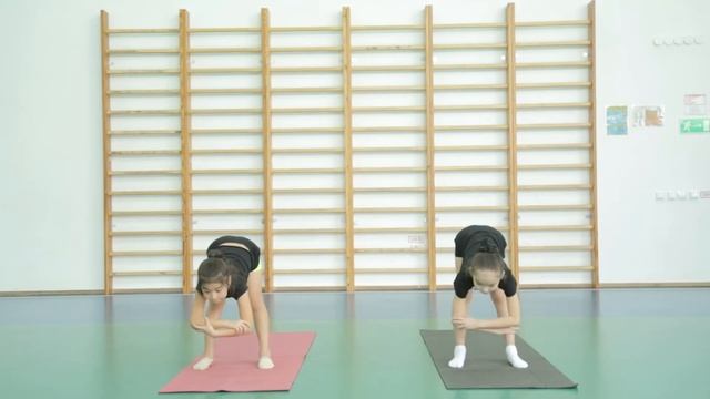 +++Начальная школа 4 четверт 6 раздел урок 38 Тема Комплексы утренней зарядки смотреть онлайн