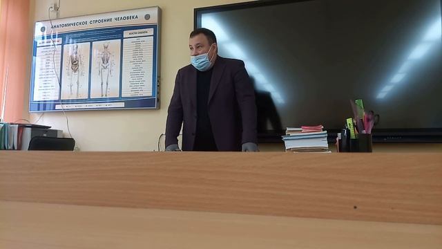 Встреча родителей с директором школы на предмет отмены дистанта смотреть онлайн