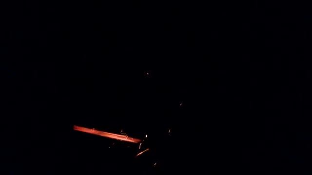 Танец мастера меча с пламенем смотреть онлайн