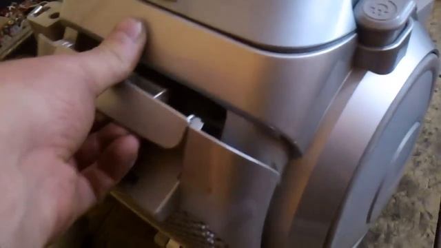 НЕРемонт пылесоса "LG" kompressor. смотреть онлайн
