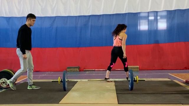 Девчонки Команды_УХХ ШатаюТ Бердский помост: закулисье, разминка и выступление!!! смотреть онлайн