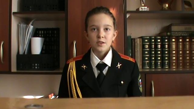 страначитающая Настя Макух читает стихотворение М. Джалиль "Чулочки" смотреть онлайн