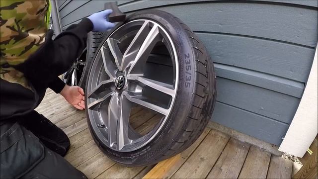 *NEW* CarPro Tire Swipe Applicator V2 смотреть онлайн