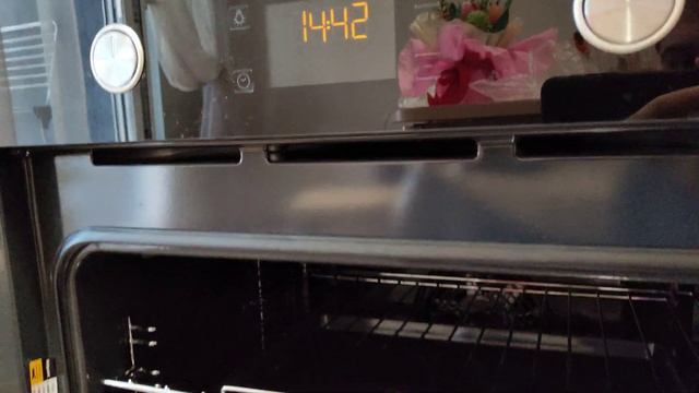 Обзор встраиваемого духового шкафа Hotpoint-Ariston FA4 841 JH BLG HA смотреть онлайн