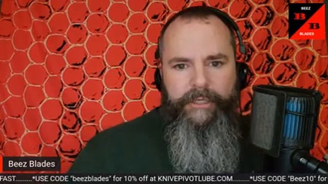 BEEZ BLADES LIVE AT THE HIVE #28! KNIFE COMMUNITY HANG-OUT смотреть онлайн