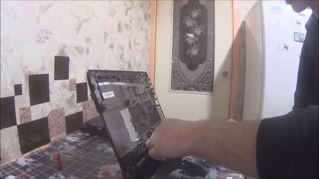 Как заменить оперативную память в ноутбуке или жесткий диск смотреть онлайн