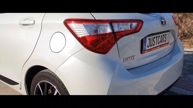 Toyota Vitz / Yaris Hybrid Review