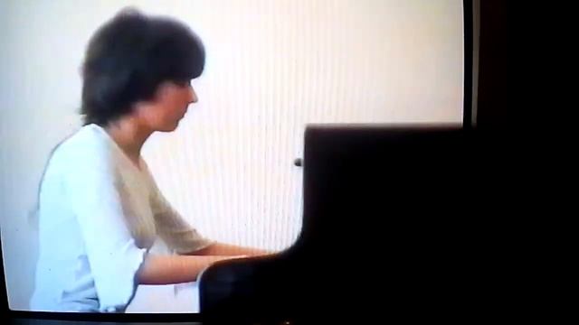 Chopin Nocturne op. 9 N1 B flat minor - Performed by Knarik Babajanyan смотреть онлайн