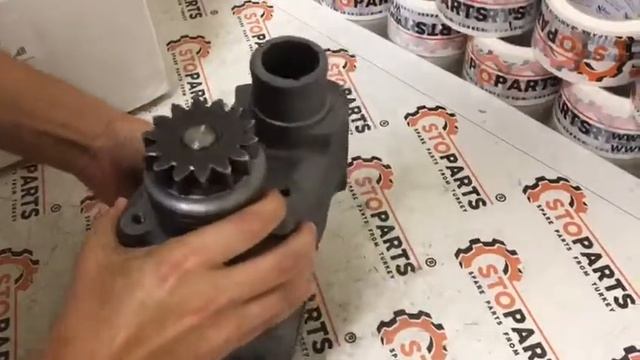 Made in Turkey Water pump for John Deere engine RE68230 , re-68230 Водяной насос John Deere смотреть онлайн