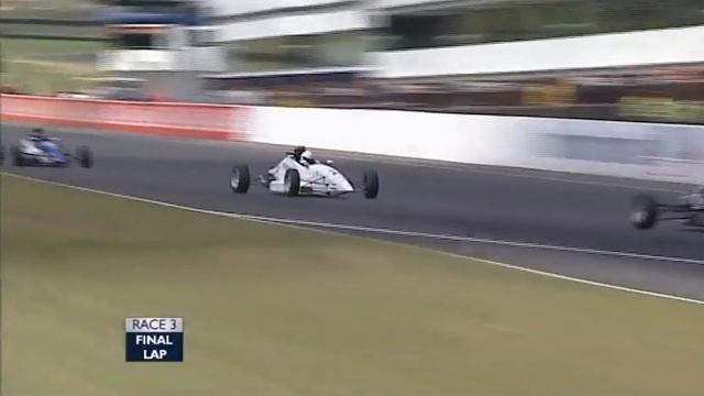 Formula Ford Series Eastern Creek Round 1 March 7-9 смотреть онлайн