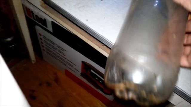 Мышеловка из ПЭТ бутылки баклажки Mousetrap from a flask смотреть онлайн