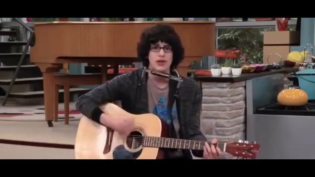 Robbie Shapiro - broken glass (victorious) смотреть онлайн