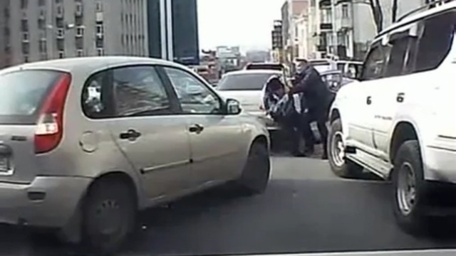 Бойня за квадратный метр асфальта смотреть онлайн