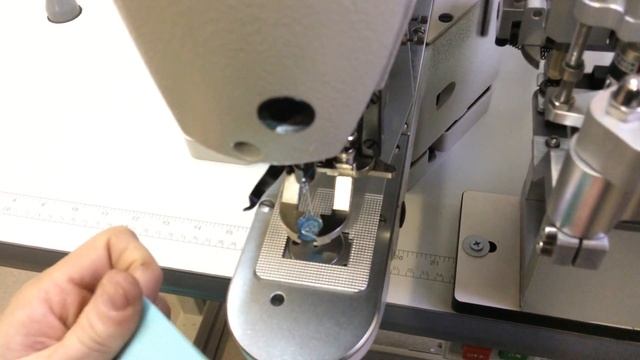 Автомат для пришивания пуговиц AURORA A-1903 + податчик A-938 смотреть онлайн