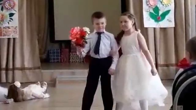 8 марта 29 школа смотреть онлайн