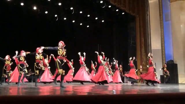 #неРеальнокультурноСочи #Танцуйте_с_нами #С_Днём_танца #КультураХоста смотреть онлайн