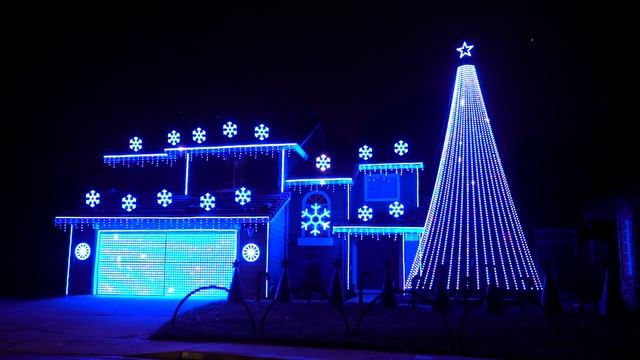 2019 Christmas Light Show "Sarajevo" by TSO (Trans-Siberian Orchestra) смотреть онлайн